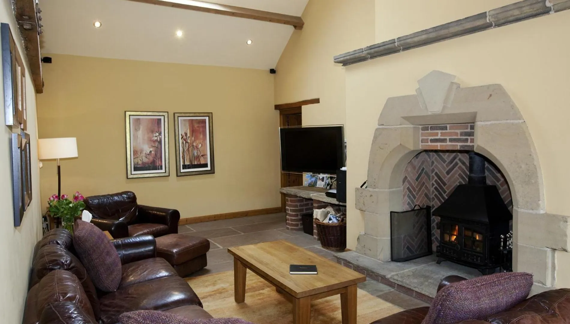 4 Bed In Hovingham G0146 빌라 0*,